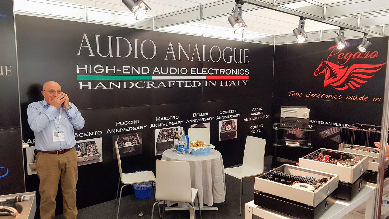 Audio-Analogue-booth.jpg The AA Booth