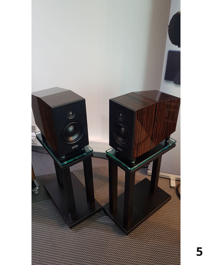 5.Evo-4-Bookshelf-Spks.jpg Evo 4 Bookshelf Speakers